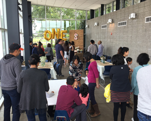 Pavilion interior event_Family_Tables_800x600